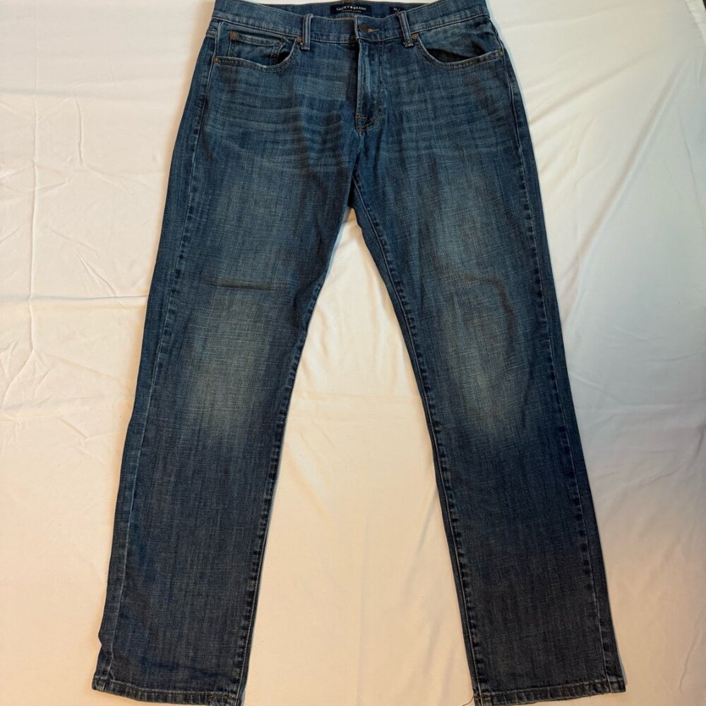 Lucky Brand Jeans 32x32 Straight Fit Medium Wash Denim
